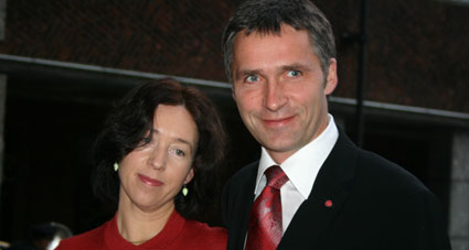 Statsminister Stoltenberg med kone